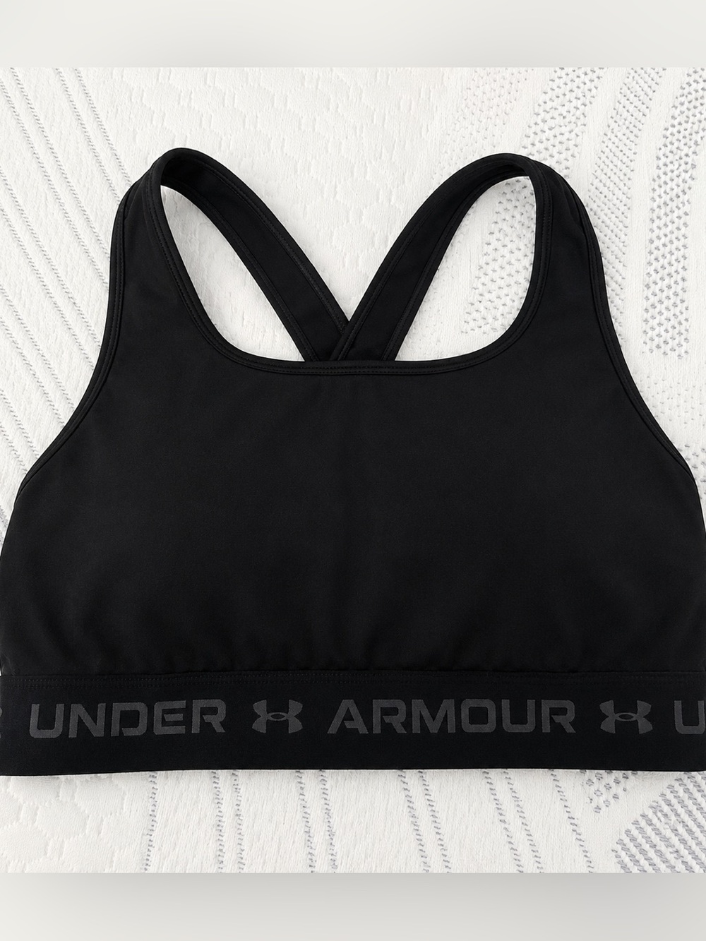 Under Armour Women’s Black Crossback Sports Bra Medium